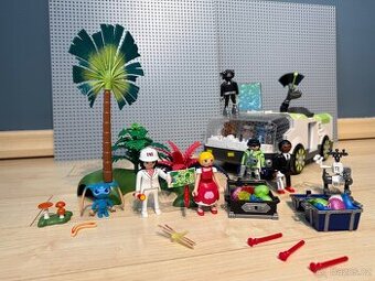 Playmobil set 6692 & 70108