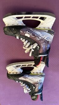 Prodam brusle Bauer Vapor Hyperlite, vel. 6, FIT2