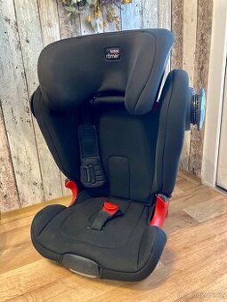 2x sedačka Britax Römer KIDFIX + Britax Römer KING