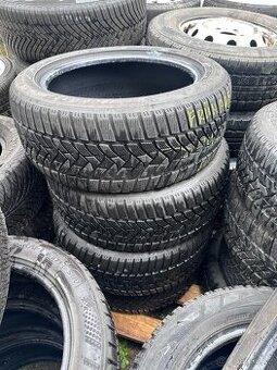 Zimní sada pneu 225/50 R17 - Dunlop