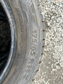 175/65 R14 82T - zimní pneu Barum Polaris