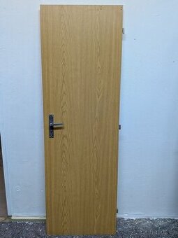 Protipožární dveře 60 cm - pravé, včetně kování
