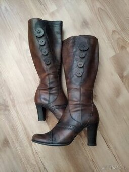 Kožené kozačky vel 38 ANTISHOK