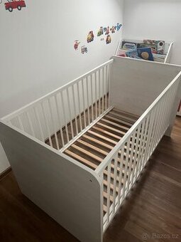 Dětská postýlka - pinie bílá