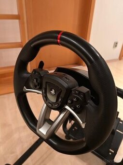 Herni volant na PS4/PS5/PC