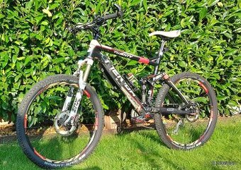 MERIDA  One - TwentY  -  CARBON 3OOO .