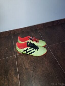 Tenisky Adidas, sálovky, kopačky 43