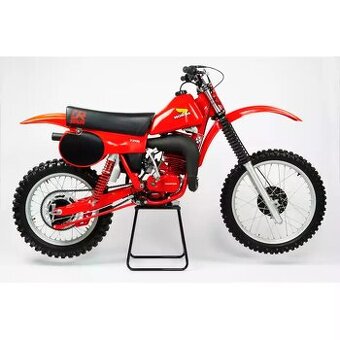 Honda CR 125 Elsionore motokros