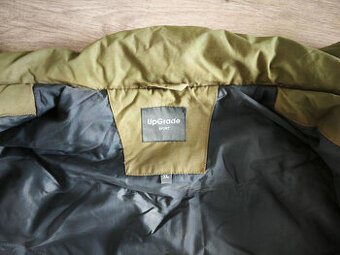 Prodám - Panská zimní péřová bunda UpGrade sport