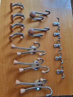 Háčky na věšáky