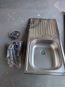 Nerezový dřez Novaservis