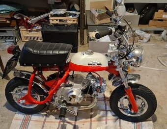 Honda Monkey Z50A kusová replika