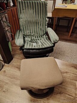 polohovací křeslo + taburet