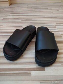 PÁNSKÉ NAZOUVÁKY | ČERNÉ | GANT