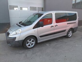 PEUGEOT EXPERT 2.0HDi,  r.12, 9míst, TAŽNÉ 2000kg, SOLIDNÍ