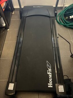 Běžecký pás Housefit