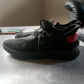 fake Yeezy Černo-Červené