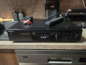 Sony MDS-JE 470 minidisc recorder ve 100% stavu