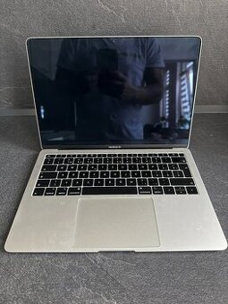 Macbook Air 2020 Na díly
