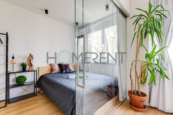 Pronájem luxusně zařízeného bytu 2+kk (38m²) - Praha 4, ul.