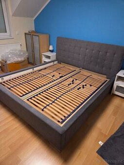 Nove calounena manzelska postel 200 x 220