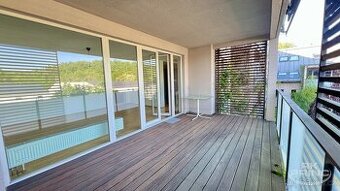 Moderní byt 3+kk, 118 m2, se terasou 18 m2 a parkováním, Pra - 1