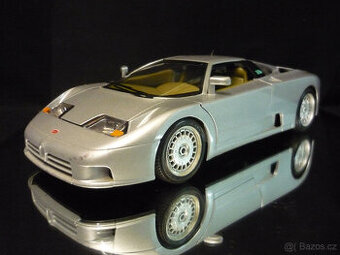 Bugatti EB110 stříbrné Bburago 1/18