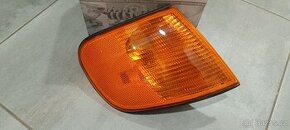 Audi 100 C4 blikač USA verze s pozičním světlem