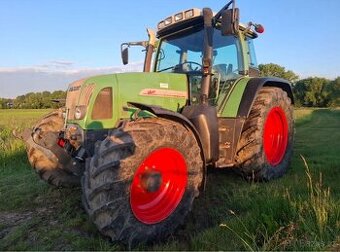 Traktor Fendt VARIO 712 comm 1