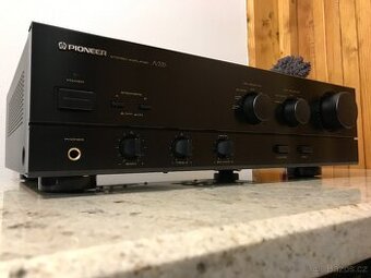 Pioneer A-335