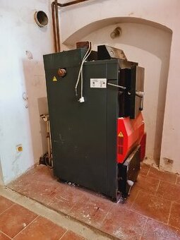 Kotel na tuhá paliva Verner p45 - 1