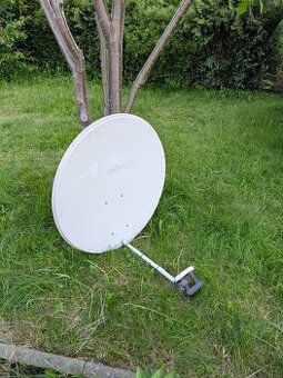 Satelit