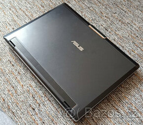 ASUS V1J-AK005 + dokovací stanice+ brašna