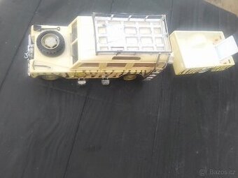 Staré Hračky Puch a Land rover