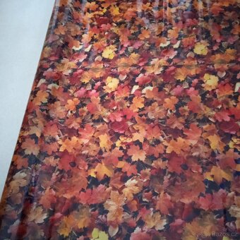 Krycí plachovina podzimní listí