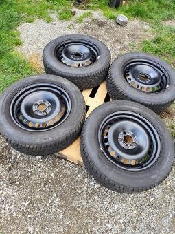 Pneu zimní 215/60 R16