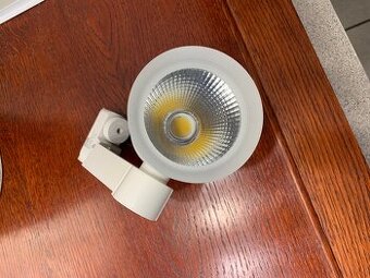 Led reflektory
