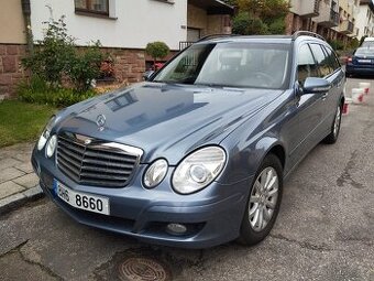 Mercedes Benz W211 E200 kompresor benzín manuál