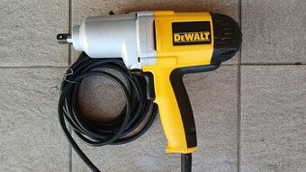 Rázový Utahovák DEWALT