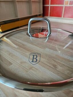 skleněná poklice Berlinger Haus