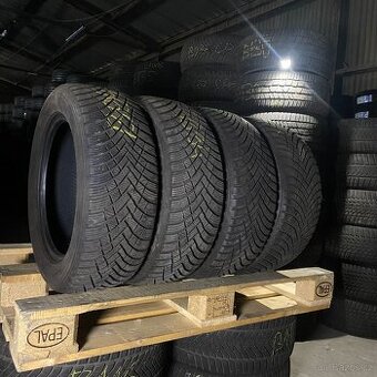 Zimní pneu 215/55 R16 93H Hankook mm