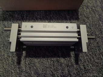 SMC MHL2-16D2 Nový prsový uchopovač pneumatický