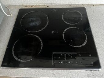 Sklokeramická varná deska Whirlpool