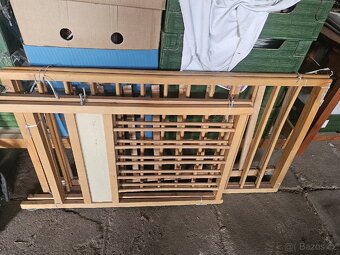 Dřevěná dětská postýlka