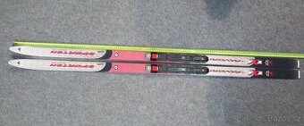 Běžky Sporten 150 cm šupiny, vázání SNS