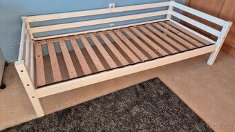 Dětská vyvýšená postel