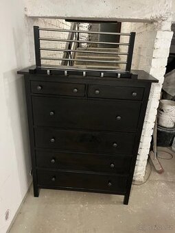 Komda a botnik Ikea Hemnes