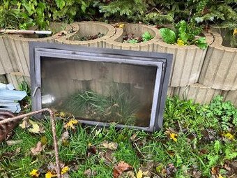 Krbové přední sklo na krb