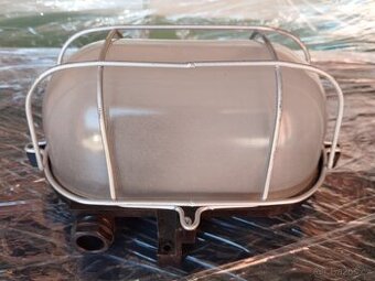 Světla industriální