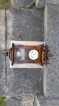 Mechanické nástěnné hodiny 66 cm